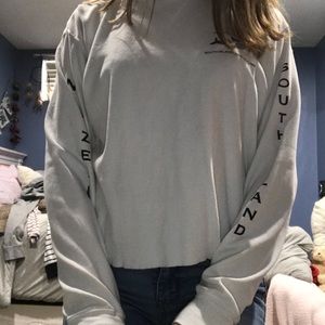 Brandy Melville New Zealand shirt